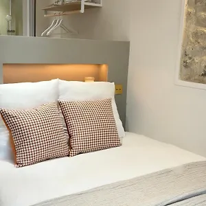  Hotel Hotel Paris Amore
